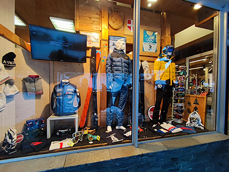 PHOTOS-VETEEMNTS-VITRINE-VIDAL